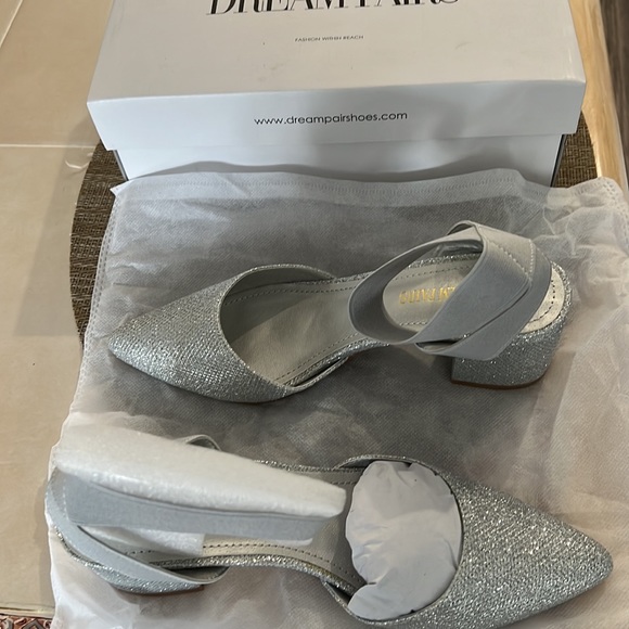 Brand New Sparkling Silver fancy dress shoe with elastic strap around ankle. - Picture 2 of 5